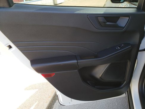 Used 2022 Ford Escape SE image 15