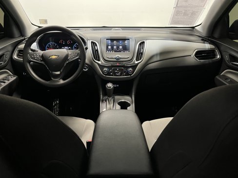 Used 2020 Chevrolet Equinox LS image 17