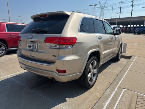 Used 2014 Jeep Grand Cherokee Overland image 2