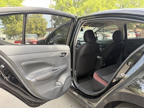 New 2025 Nissan Versa SR w/ Trunk Package image 15