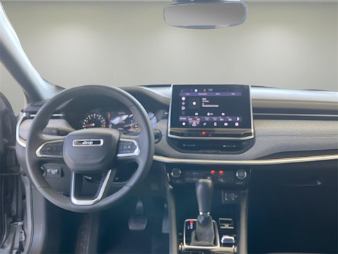 Certified 2024 Jeep Compass Latitude image 43