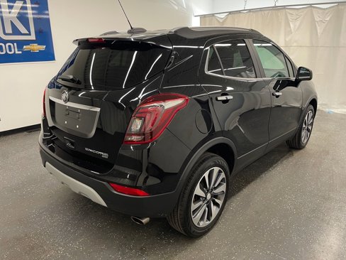 Used 2022 Buick Encore Preferred w/ Safety Package image 2