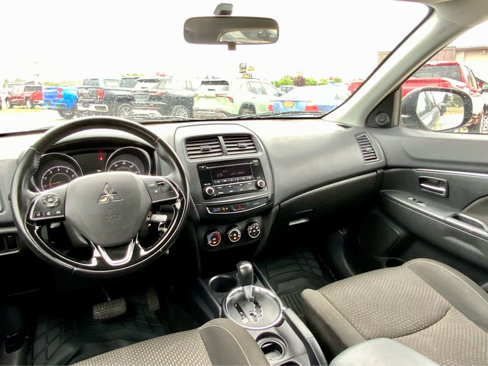 Used 2016 Mitsubishi Outlander Sport ES image 36
