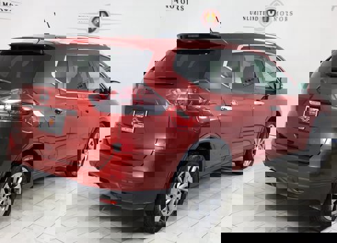 Used 2015 Nissan Rogue SL w/ SL Premium Package image 3