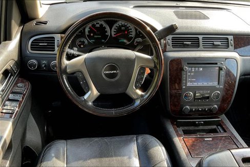 Used 2012 GMC Yukon Denali image 5