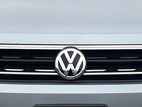 Used 2019 Volkswagen Tiguan SEL Premium R-Line image 80
