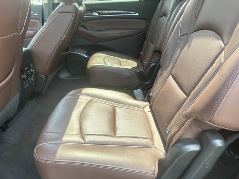 Used 2021 Buick Enclave Avenir w/ Avenir Technology Package image 27