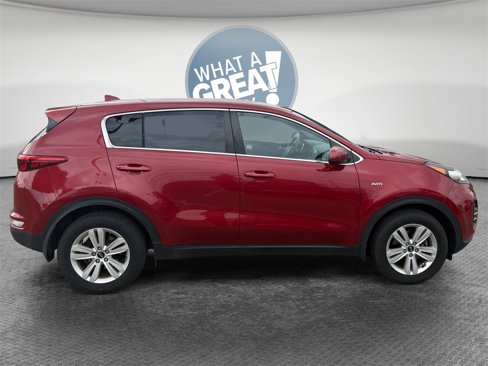 Certified 2019 Kia Sportage LX image 2