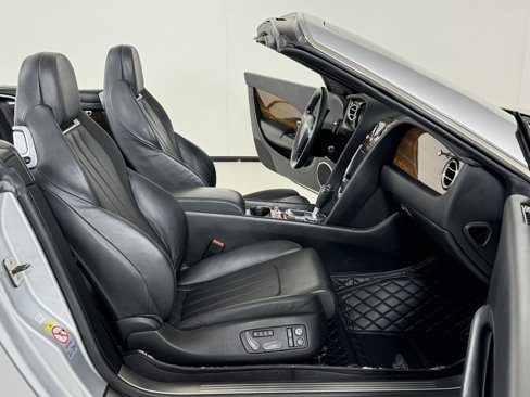 Used 2013 Bentley Continental GT image 28