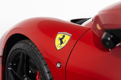 Used 2023 Ferrari F8 Tributo image 10