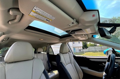 Used 2022 Subaru Outback Limited image 27