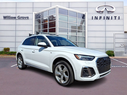 Used 2022 Audi Q5 2.0T Prestige w/ Prestige Package image 1