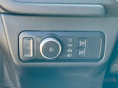 Used 2020 Ford Escape SEL image 49