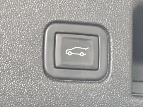 Used 2024 Chevrolet Equinox LT image 19