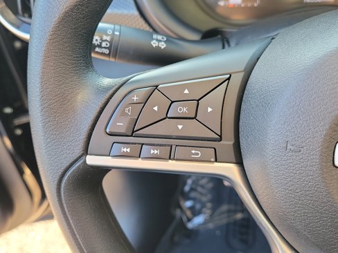 Certified 2024 Nissan Kicks SV image 26