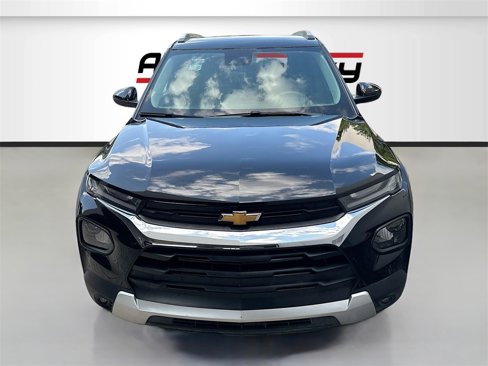 Used 2023 Chevrolet TrailBlazer LT image 2