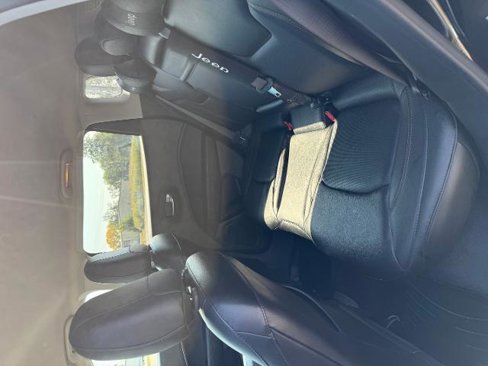 Used 2018 Jeep Compass Limited w/ Navigation Group image 12