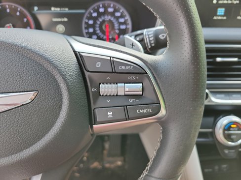 Used 2021 Genesis G70 2.0T image 28