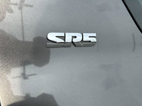 Used 2014 Toyota 4Runner SR5 Premium image 16