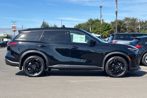 New 2026 INFINITI QX60 Luxe w/ Dark Cargo Package image 6