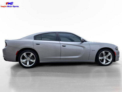 Used 2016 Dodge Charger R/T image 9