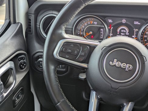 Used 2020 Jeep Gladiator Overland w/ Popular Equipment Package image 19