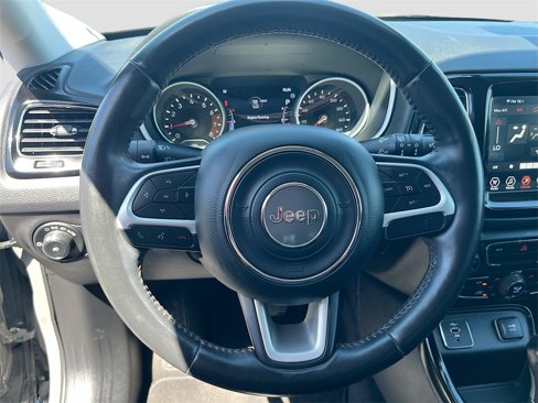 Used 2019 Jeep Compass Limited image 11