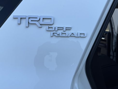 Used 2022 Toyota 4Runner TRD Off-Road image 40