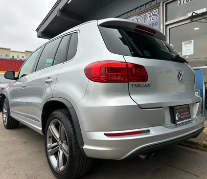 Used 2017 Volkswagen Tiguan Sport image 5