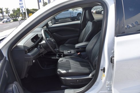 Used 2022 Ford Mustang Mach-E Select image 13