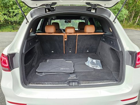 Used 2022 Mercedes-Benz GLC 300 4MATIC image 23