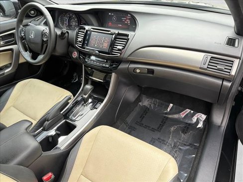 Used 2017 Honda Accord EX-L image 27