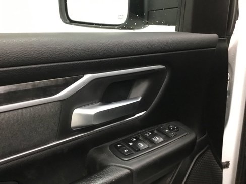 Used 2019 RAM 1500 Big Horn image 8