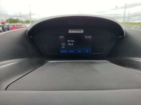 Used 2017 Ford Escape SE w/ SE Cold Weather Package image 25