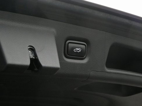 Used 2020 Hyundai Santa Fe Limited image 28