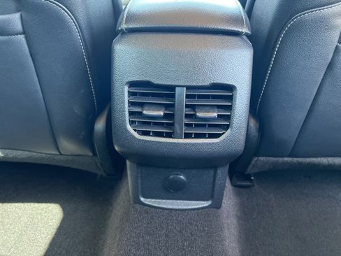 Used 2019 Ford Fusion SEL image 25