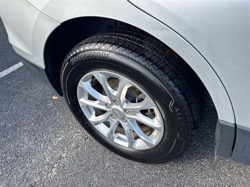 Used 2021 Chevrolet Equinox LT image 10