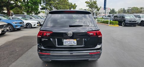 Certified 2021 Volkswagen Tiguan SE w/ Panoramic Sunroof Package image 6
