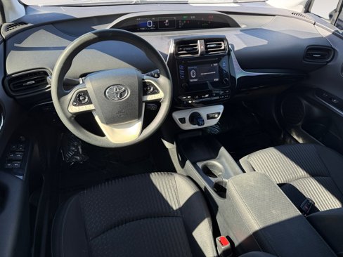 Used 2018 Toyota Prius Four image 15