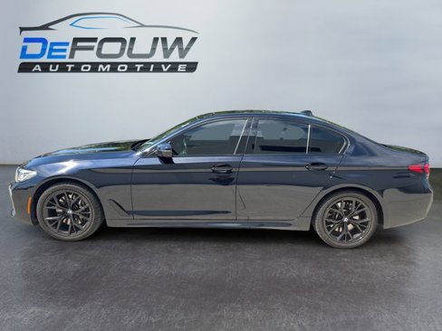 Used 2023 BMW 540i xDrive w/ M Sport Package image 19