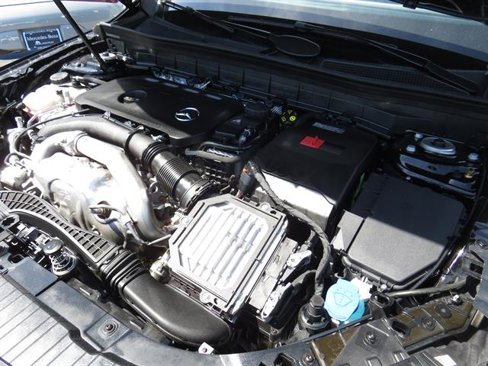 Certified 2024 Mercedes-Benz GLB 250 4MATIC image 7