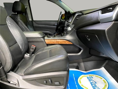 Used 2019 Chevrolet Suburban Premier image 25