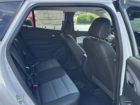 New 2025 Chevrolet Trax LT w/ Driver Confidence Package image 11