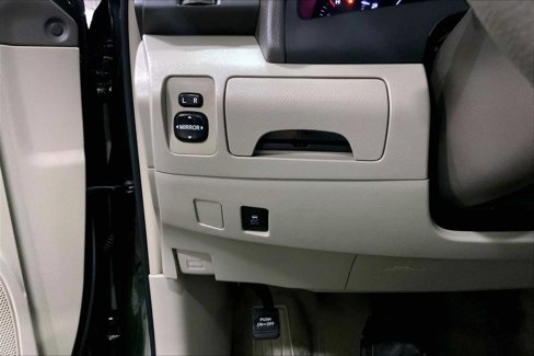Used 2011 Toyota Camry LE image 33