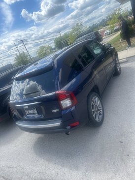 Used 2017 Jeep Compass High Altitude image 3