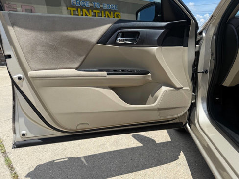 Used 2013 Honda Accord LX image 21