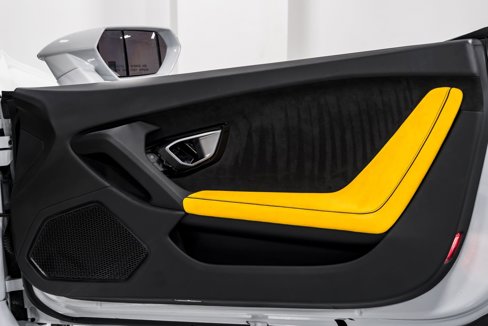 Used 2023 Lamborghini Huracan EVO image 36