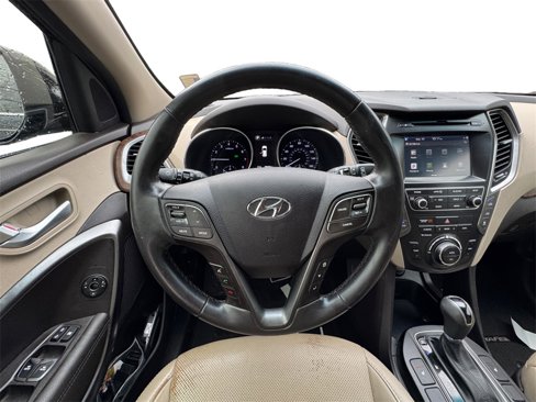 Used 2017 Hyundai Santa Fe Limited image 12