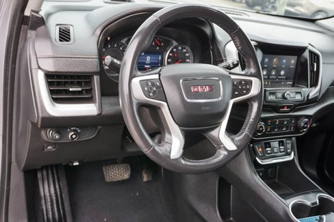 Used 2021 GMC Terrain SLE w/ Elevation Edition image 10