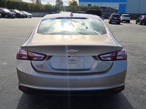Used 2019 Chevrolet Malibu Hybrid w/ Leather Package image 6